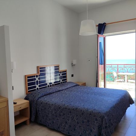 Hotel Dania Sorrento Luaran gambar