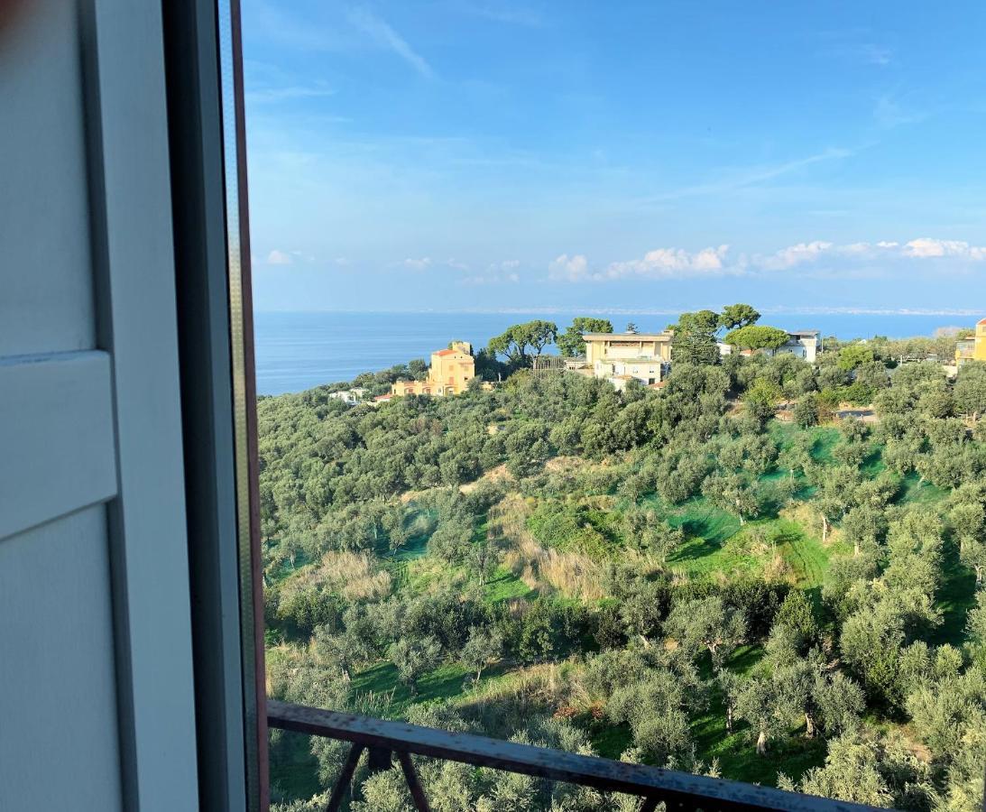 Hotel Dania Sorrento Luaran gambar