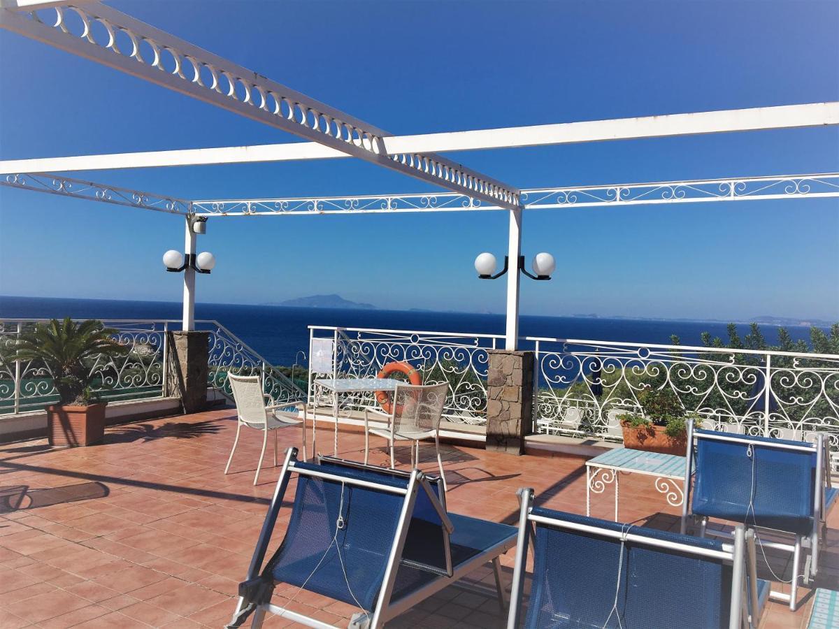 Hotel Dania Sorrento Luaran gambar