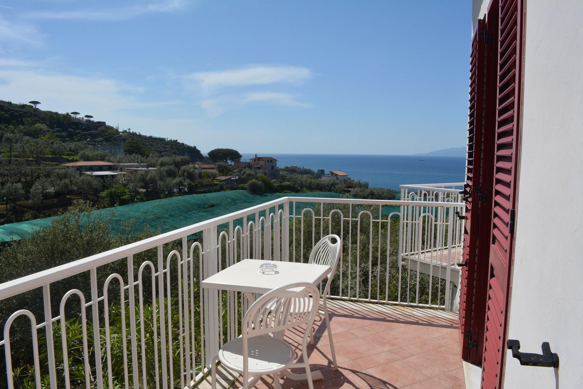 Hotel Dania Sorrento Luaran gambar