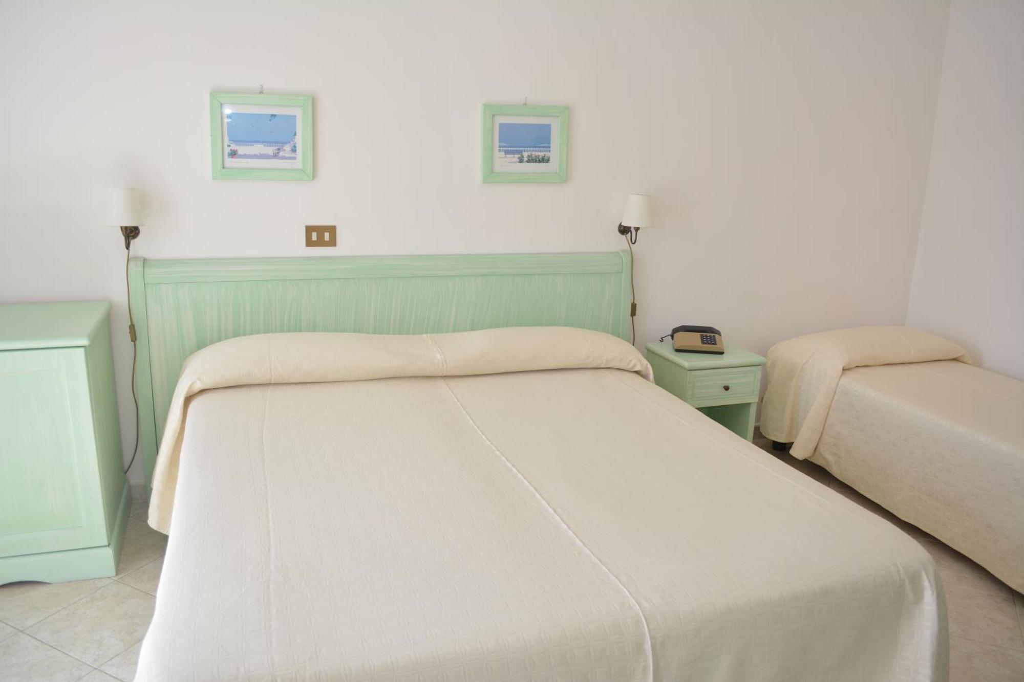 Hotel Dania Sorrento Luaran gambar