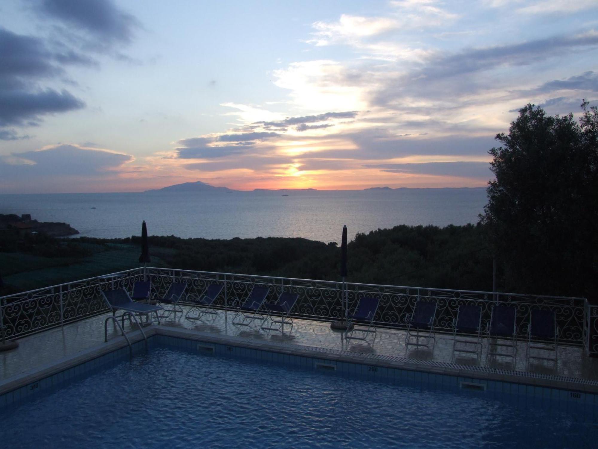 Hotel Dania Sorrento Luaran gambar