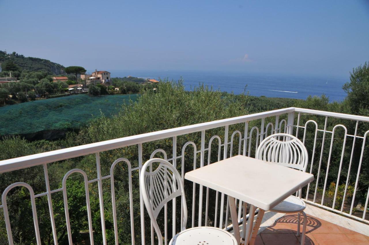 Hotel Dania Sorrento Luaran gambar